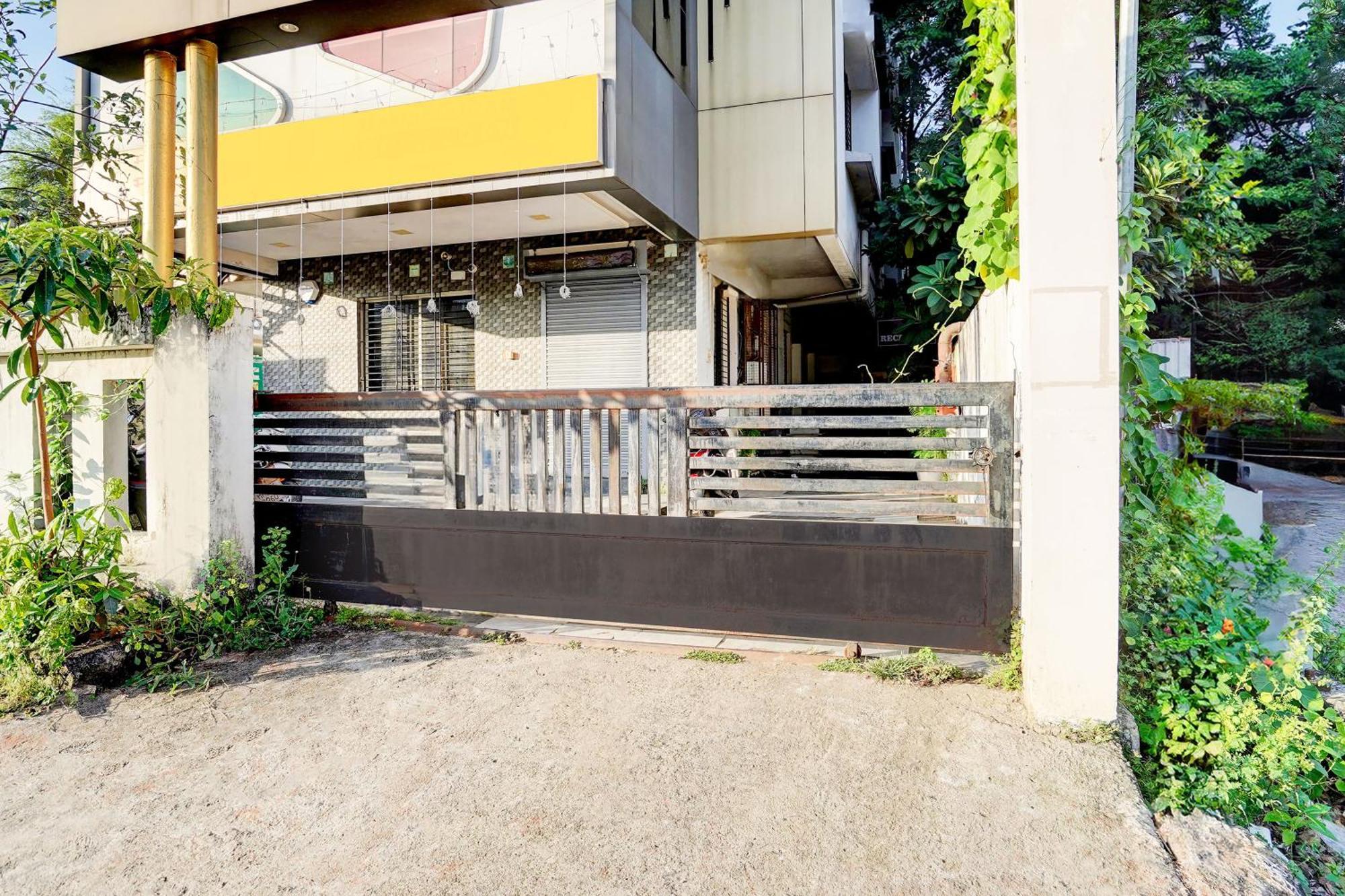 Super Hotel O Katol Road Friends Colony Ναγκπούρ Εξωτερικό φωτογραφία